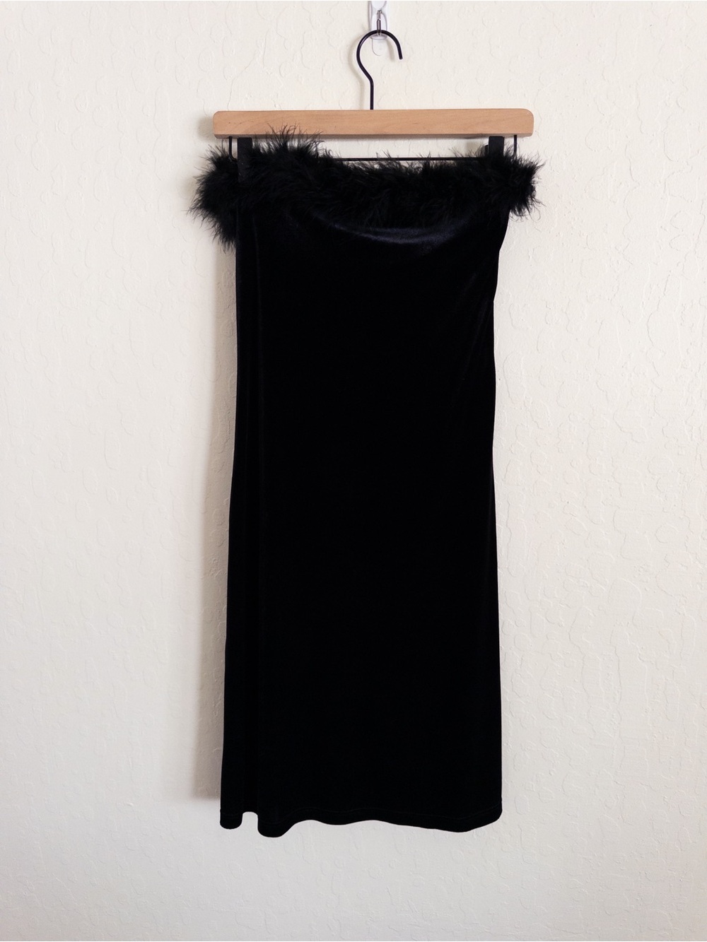 Vintage Y2K The Limited Feather Trim Strapless Velvet Midi Dress Small Black